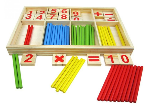 Imparare la matematica Montessori con i bastoncini e il cofanetto di calcolo